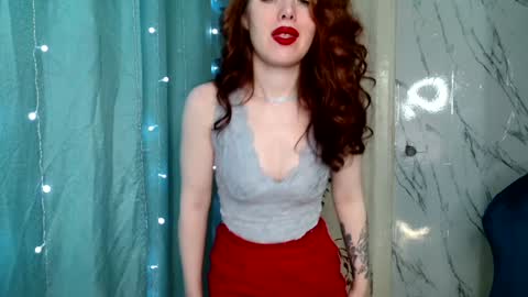 Snapshot of sweet__mooon chatting on January 25, 5:18 am sweet__mooon online show from January 25, 5:18 am