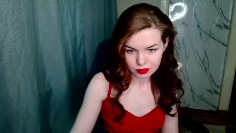 Snapshot of sweet__mooon chatting on February 21, 5:35 am sweet__mooon online show from February 21, 5:35 am