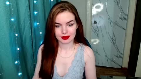 Snapshot of sweet__mooon chatting on January 13, 9:19 am sweet__mooon online show from January 13, 9:19 am