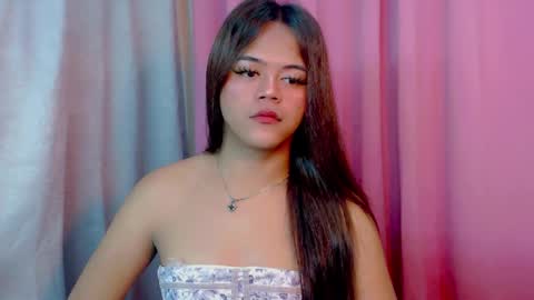 Snapshot of sweet_ahrii chatting on February 23, 5:45 am CLEO online show from February 23, 5:45 am