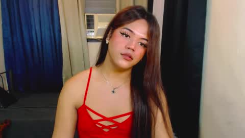 Snapshot of sweet_ahrii chatting on February 14, 3:00 am CLEO online show from February 14, 3:00 am