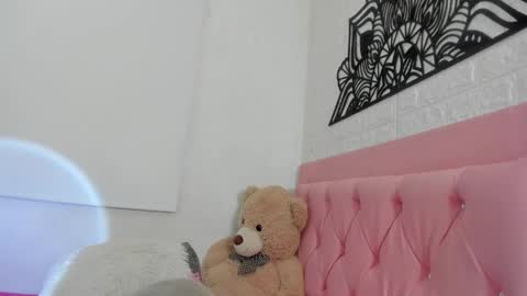Snapshot of sweet_aslhey chatting on February 27, 8:46 am Ashley online show from February 27, 8:46 am