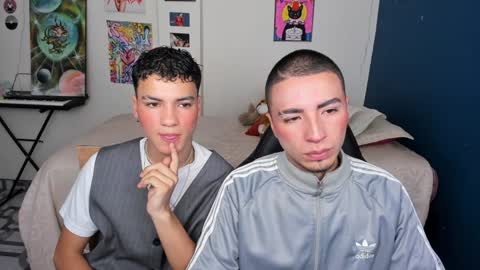 Snapshot of sweet_boys_xx chatting on February 4, 11:49 am CristianBrayan PVT OPEN online show from February 4, 11:49 am