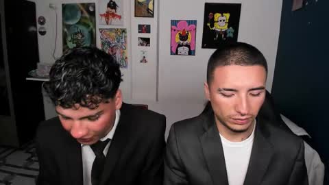 Snapshot of sweet_boys_xx chatting on September 14, 1:01 pm CristianBrayan PVT OPEN online show from September 14, 1:01 pm