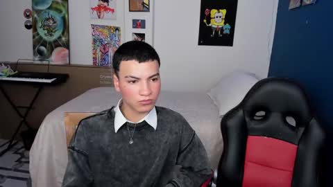 Snapshot of sweet_boys_xx chatting on December 4, 12:41 pm CristianBrayan PVT OPEN online show from December 4, 12:41 pm