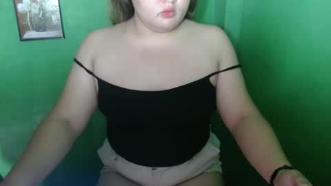 Snapshot of sweet_frex123 chatting on September 15, 1:07 am sweet_frex123 online show from September 15, 1:07 am