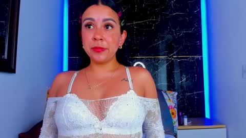 Sweet Gen  online show from September 17, 2:42 pm