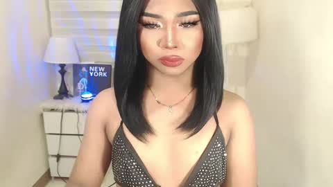 Snapshot of sweet_hoelly chatting on February 16, 3:59 pm Slutty Shannel online show from February 16, 3:59 pm