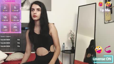 Snapshot of sweet_melody20 chatting on September 11, 6:25 am sweet_melody20 online show from September 11, 6:25 am