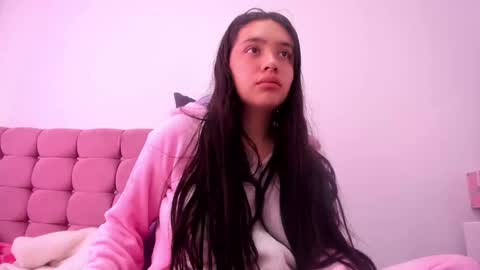 Mia Johns online show from February 12, 2:10 pm