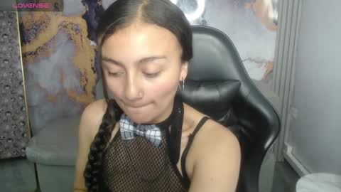Live 300pm 900pm COLOMBIAN HOUR online show from September 11, 8:10 pm