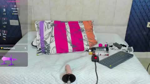 Snapshot of sweet_sariita chatting on September 12, 2:52 pm sweet_sariita online show from September 12, 2:52 pm