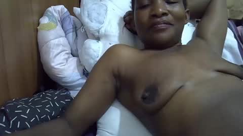 Snapshot of sweet_shari chatting on September 16, 8:34 pm Princess shari online show from September 16, 8:34 pm