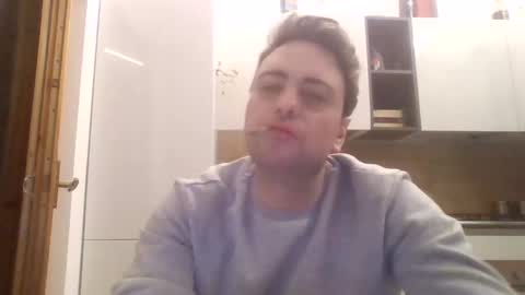 Snapshot of sweetcock19cm chatting on January 12, 10:54 pm sweetcock19cm online show from January 12, 10:54 pm
