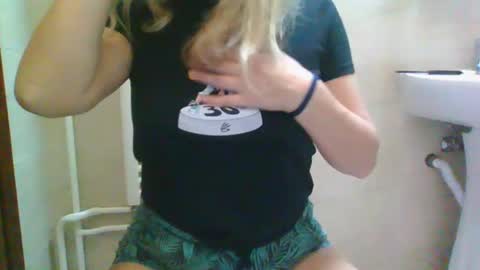 Sweet Dyzy online show from February 16, 8:21 am