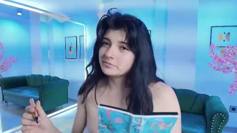 Snapshot of sweete_sin chatting on September 13, 4:37 am Sweete online show from September 13, 4:37 am