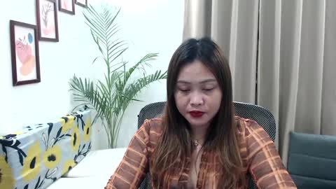 Snapshot of sweetestsmile_ chatting on January 13, 3:01 am Khaye online show from January 13, 3:01 am