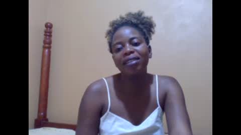 sweetib1 online show from February 24, 5:00 am