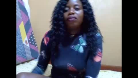 sweetib1 online show from December 28, 6:39 am