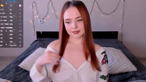 Snapshot of sweetie_candy_ chatting on January 27, 1:30 pm Hannah online show from January 27, 1:30 pm