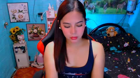 Nicole online show from January 18, 4:37 am