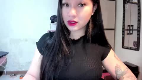 Snapshot of sweetlovepinay04 chatting on February 27, 1:30 am Zoe online show from February 27, 1:30 am