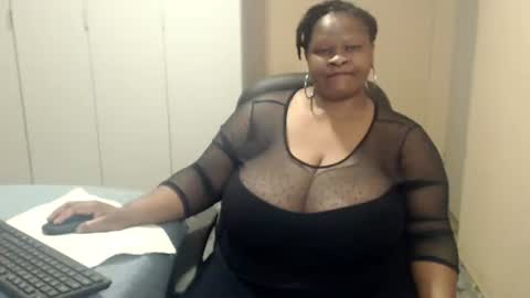 Snapshot of sweetnoziexxx chatting on September 8, 3:44 pm sweetnoziexxx online show from September 8, 3:44 pm