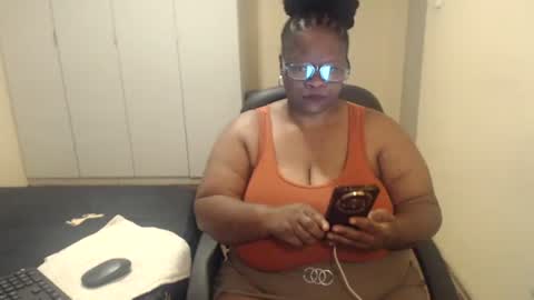 Snapshot of sweetnoziexxx chatting on February 20, 7:34 am sweetnoziexxx online show from February 20, 7:34 am
