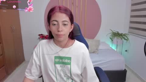 sweetpeach_20 online show from February 8, 10:40 pm