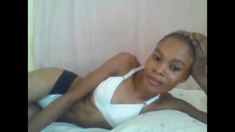 ESTHER online show from February 19, 6:33 am