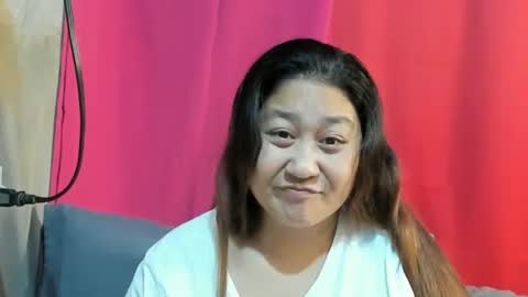 Snapshot of sweetpilipina88 chatting on March 2, 12:43 pm MIA online show from March 2, 12:43 pm