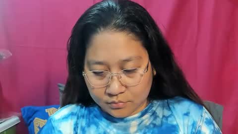 Snapshot of sweetpilipina88 chatting on February 25, 11:43 am MIA online show from February 25, 11:43 am