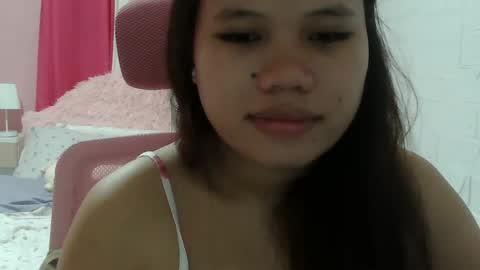 sweetsexy18 online show from February 13, 8:06 am