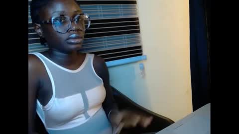 sweetxsucker online show from February 24, 4:38 am