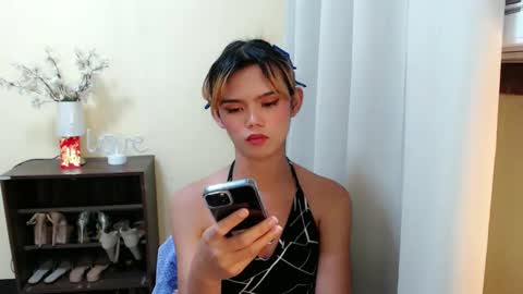 Megan online show from January 2, 7:33 am