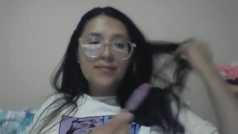 sweetyypeach online show from February 7, 3:13 am