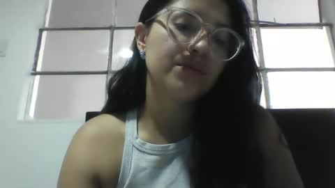 sweetyypeach online show from February 13, 1:15 pm