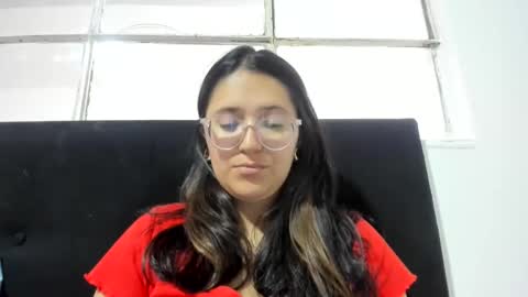 sweetyypeach online show from February 26, 7:42 pm
