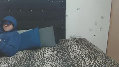 swet_liz online show from September 13, 8:22 pm
