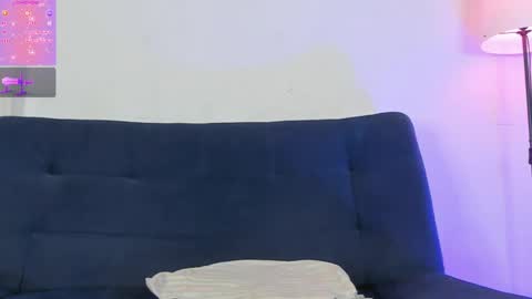 Snapshot of swetty_loverss chatting on February 22, 5:46 pm tina 3 online time from 9 to 4 online show from February 22, 5:46 pm
