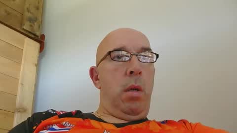Snapshot of swissscooby55 chatting on September 20, 12:41 pm swissscooby55 online show from September 20, 12:41 pm