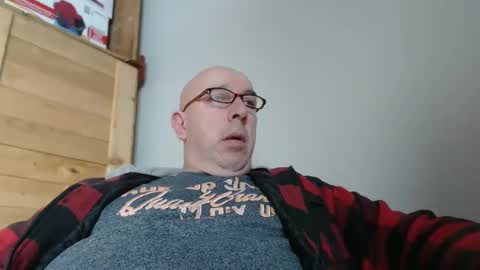 Snapshot of swissscooby55 chatting on February 16, 9:37 am swissscooby55 online show from February 16, 9:37 am