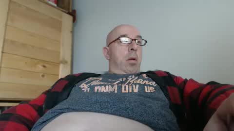 Snapshot of swissscooby55 chatting on December 22, 12:38 pm swissscooby55 online show from December 22, 12:38 pm