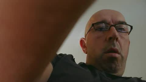 Snapshot of swissscooby55 chatting on September 19, 7:01 am swissscooby55 online show from September 19, 7:01 am