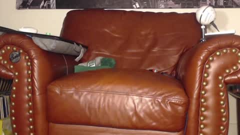 Snapshot of swolebbc chatting on February 17, 6:31 am The DickGod online show from February 17, 6:31 am