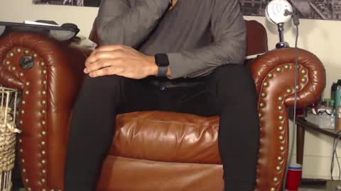 Snapshot of swolebbc chatting on January 21, 7:15 am The DickGod online show from January 21, 7:15 am