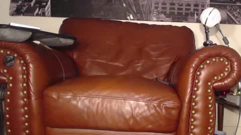 Snapshot of swolebbc chatting on January 13, 6:49 am The DickGod online show from January 13, 6:49 am