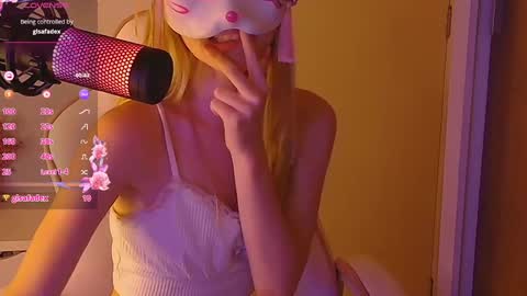 Milena online show from February 1, 2:05 am