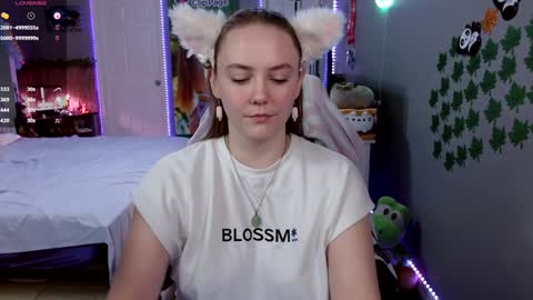 Snapshot of syndica chatting on September 19, 12:26 am Jennah online show from September 19, 12:26 am