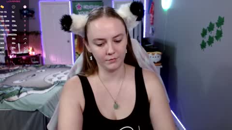 Snapshot of syndica chatting on September 10, 12:55 am Jennah online show from September 10, 12:55 am